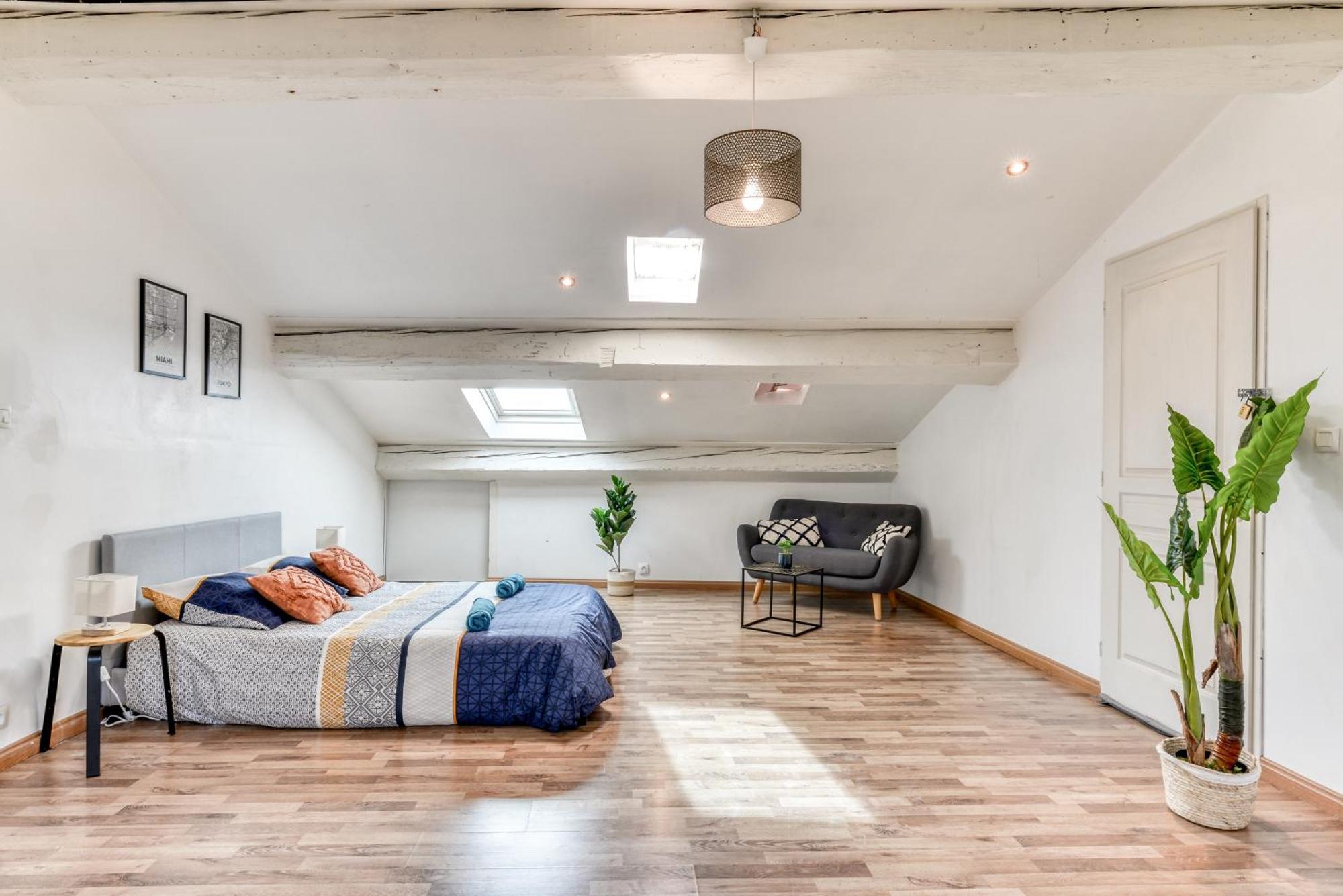 El Marty - - Climatisation - Parking Gratuit - Wifi